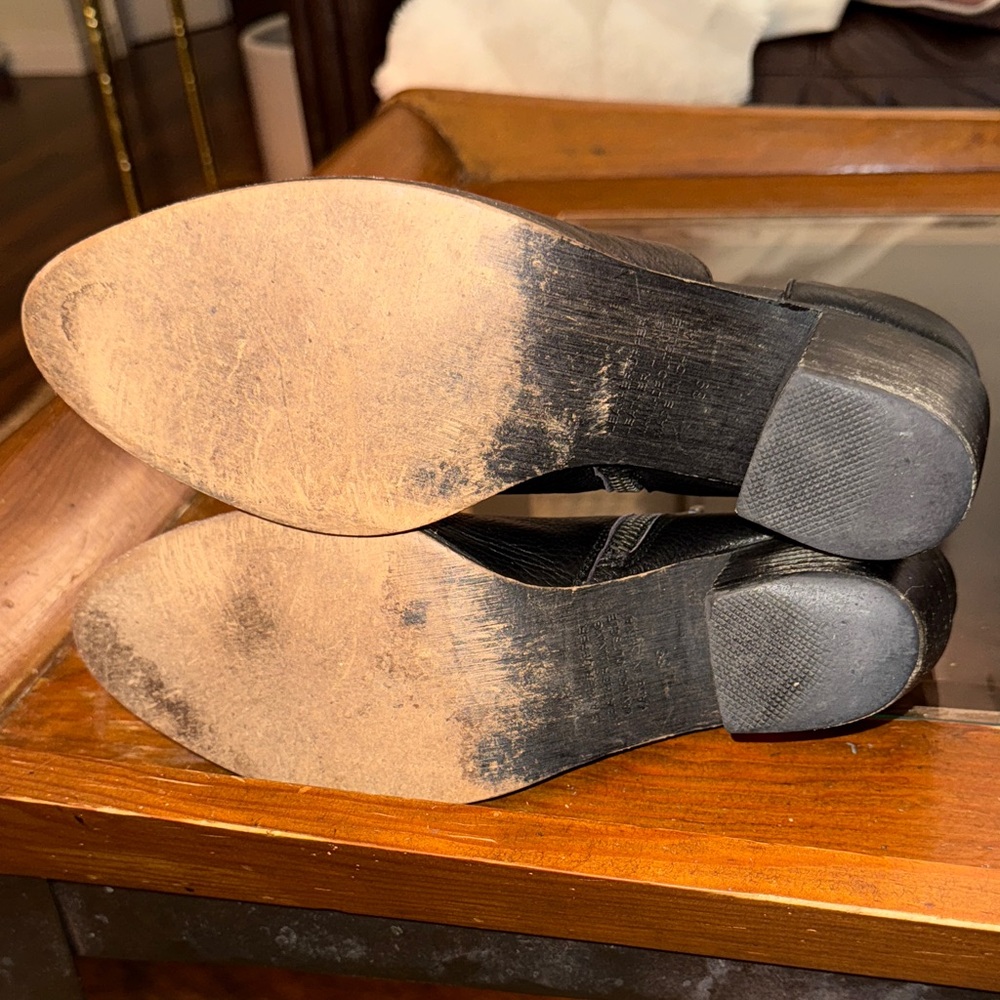 Silent D Black Ankle Booties - Picture 7 of 9